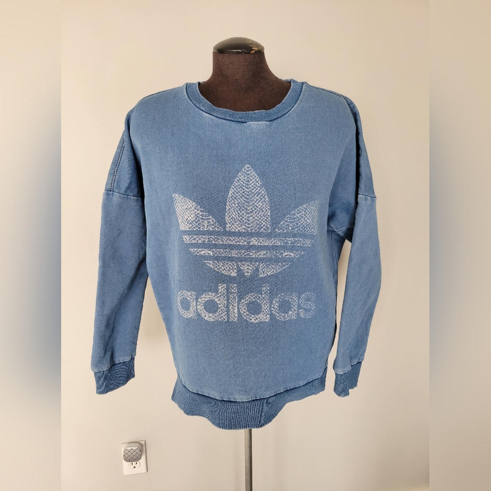 Rare Adidas Sweetshirt Size M